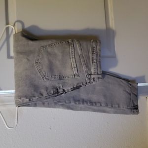 old navy o.g straight high rise capris size 6